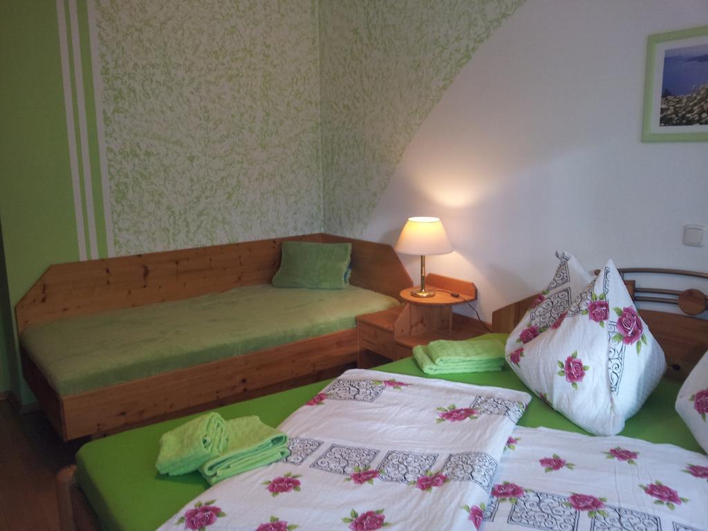Ferienwohnung Anna Zechner Флатах Стая снимка