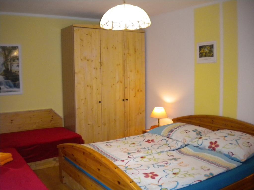 Ferienwohnung Anna Zechner Флатах Стая снимка